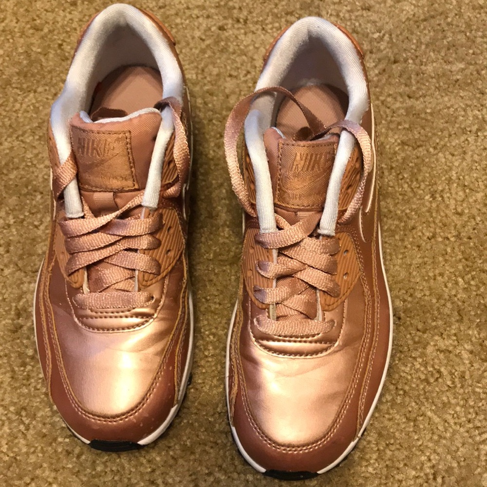 Copper/Gold Nike Airmax